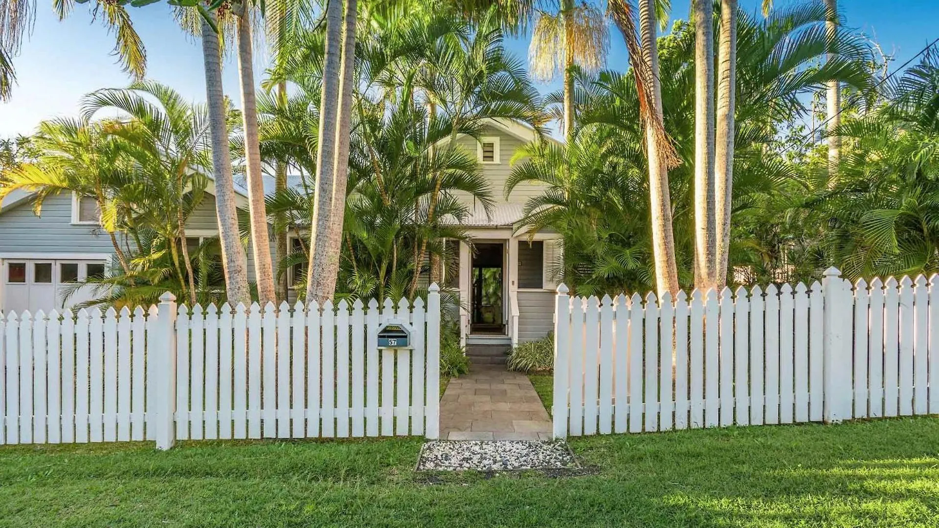 A Perfect Stay - Kia Ora Byron Byron Bay